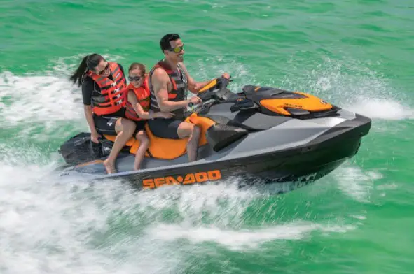 topwater sports in Pattaya, coolest water sport in Pattaya, famous water sport of Pattaya, water sport of Pattaya for summer, popular water sport in Pattaya, water sport in Pattaya for,