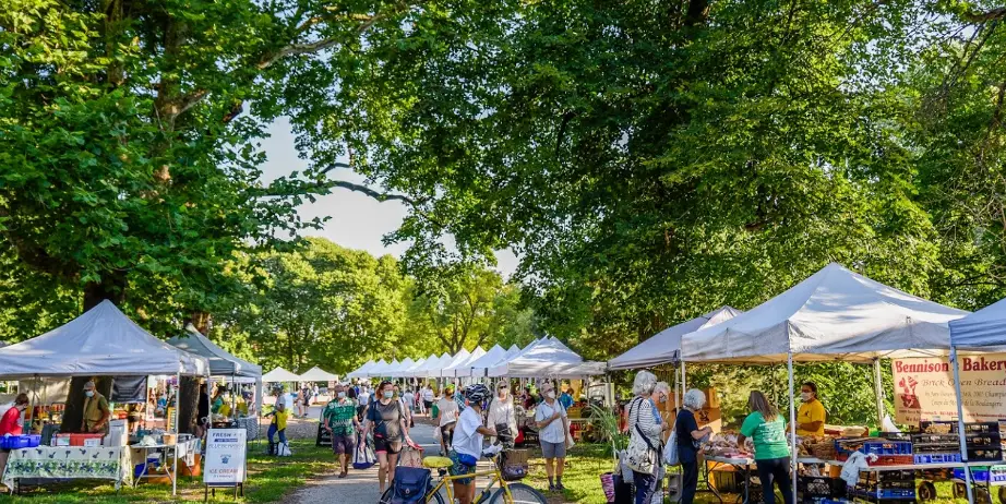 best local market in Chicago,seasonal market in Chicago,indoor market in Chicago,regional farmer markets in Chicago