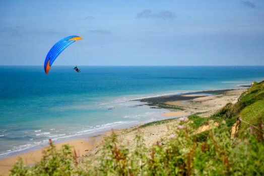 list of 10 places in France for paragliding, beginner schools in France for paragliding, paragliding in France, popular paragliding places in France, ideal place in France for paragliding, paragliding spot in France