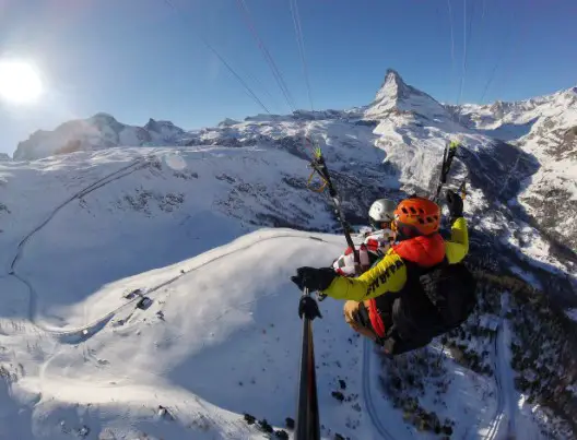 Paragliding in Lauterbrunnen, Switzerland, cheapest paragliding in Switzerland, famous place in Switzerland for paragliding, popular paragliding in Switzerland, best paragliding place in Switzerland