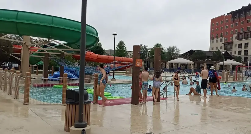 Great Wolf Lodge water park in Dallas,indoor water park in Dallas,indoor water park Dallas,water park in Dallas,water park near Dallas texas,water park near Dallas