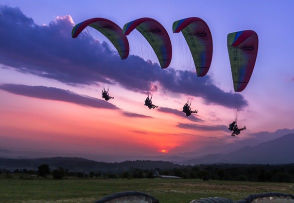 list of 10 exciting activities in Manali, adventures in Manali, Himachal Pradesh, top activities in Manali to enjoy, adventure to try in Manali , famous activity in Manali, thrilling sport in Manali to try