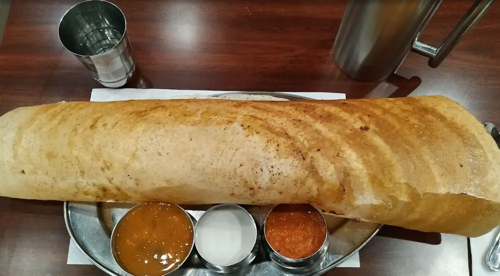 famous Indian restaurant in Canada,centrally located Indian restaurant in Canada,Indian restaurant in Canada,famous Indian restaurants in Canada,famous Indian restaurants located in Canada