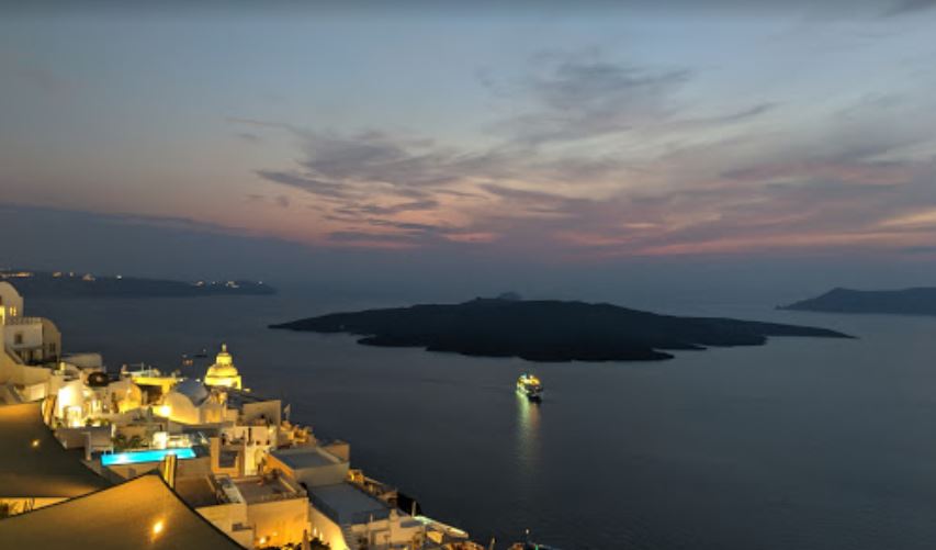 Santorini nightlife in greece, greece nightlife, best islands for nightlife in greece, mykonos nightlife, santorini nightlife