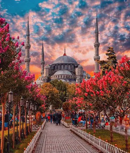 best places in Istanbul for photography, Best places in Istanbul for shopping, must-visit places in Istanbul, famous tourist destination in Istanbul 