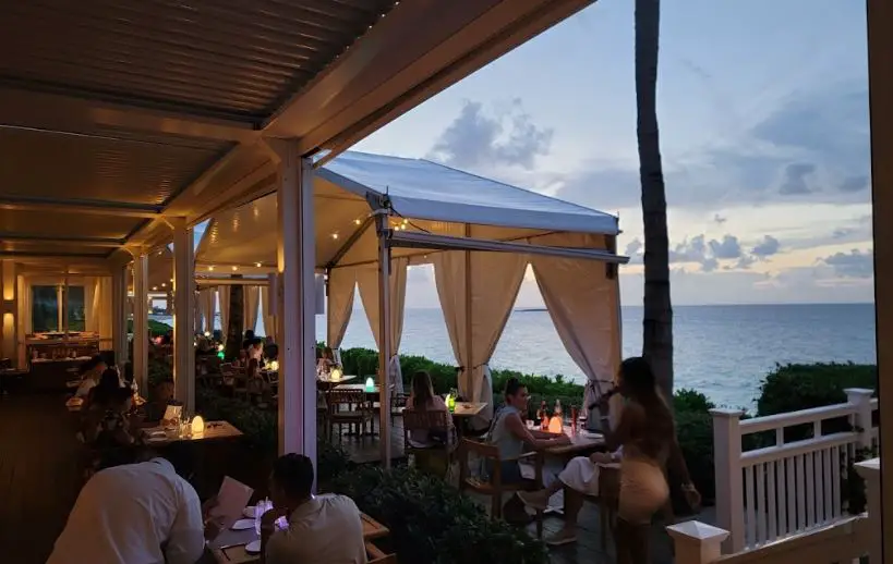 Dune spots in Bahamas to Enjoy Nightlife,glamorous nightlife in Bahamas,nightlife in Bahamas,nightclubs in Bahamas,spots in Bahamas to Enjoy Nightlif, best 8 nightlife places in Bahamas