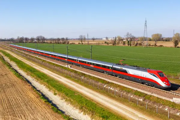 ,famous train journey in Europe, best train journey in Europe,beautiful train rides in Europe, top train journeys in Europe