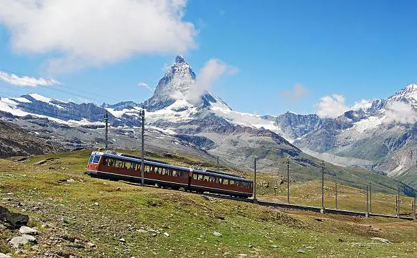 Scenic train routes in Europe,Europe's scenic train journeys,Europe train journey, amazing train journey in Europe,famous train journey in Europe, best train journey in Europe,beautiful train rides in Europe, top train journeys in Europe