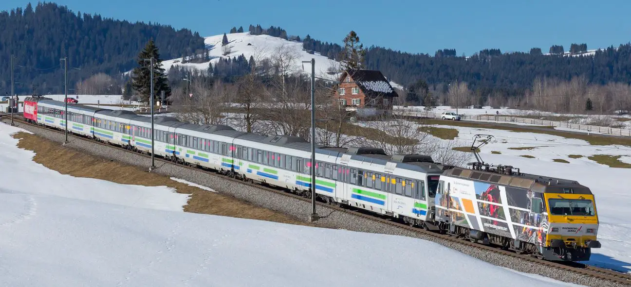 world's most scenic railway journeys, Gotthard Panorama Express, Swiss trains, Swiss rail network, most picturesque train in Switzerland 